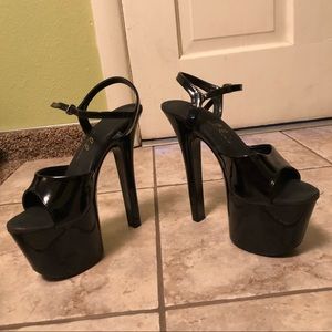 Ellie 7” Heel